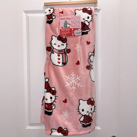 Hello kitty snowman Christmas blanket. - Picture 1 of 7